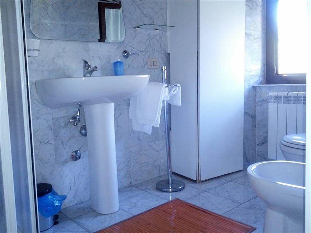 Agriturismo Locanda Del Papa La Spezia Luaran gambar
