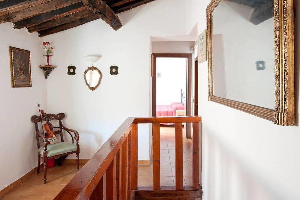 Agriturismo Locanda Del Papa La Spezia Luaran gambar